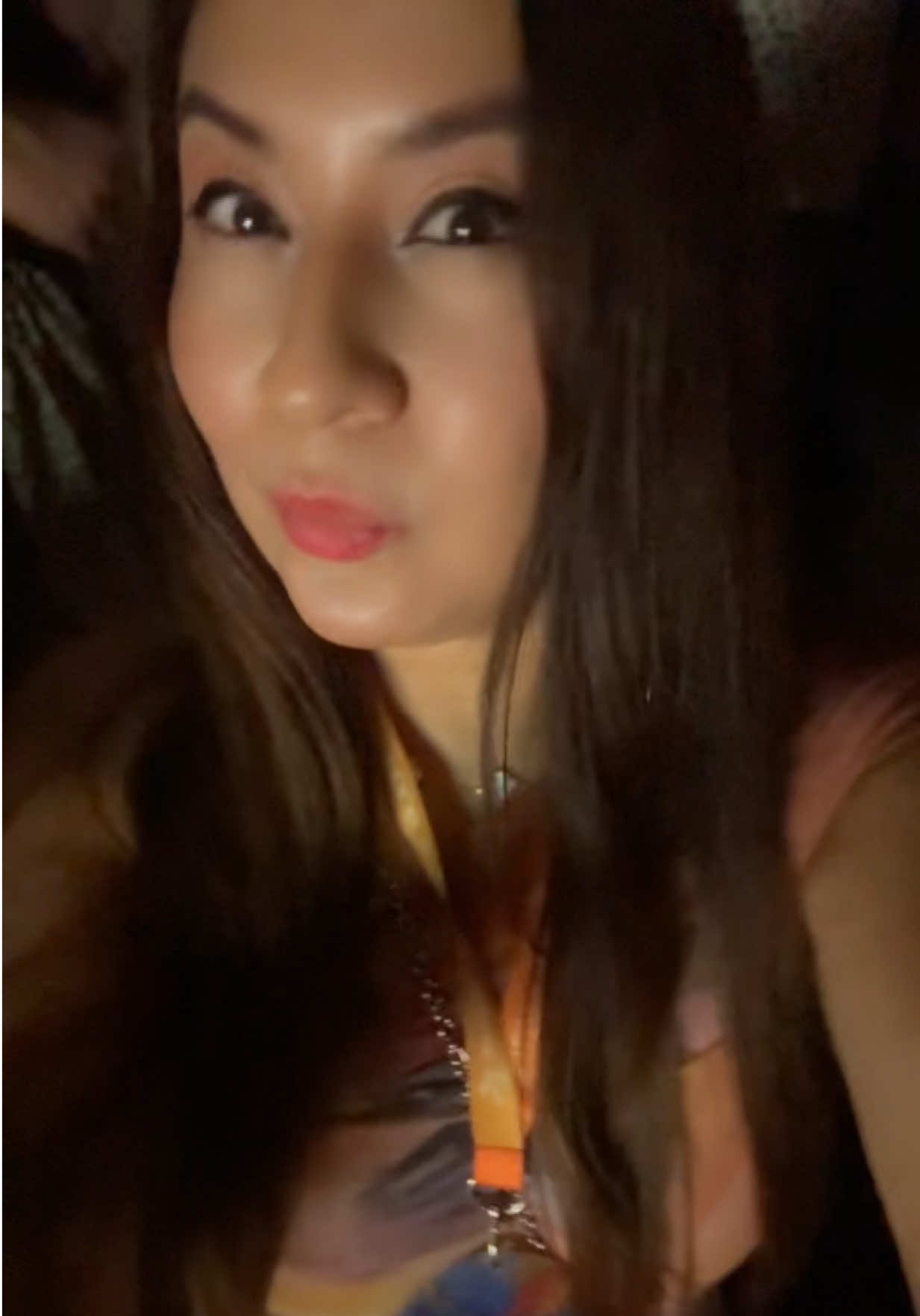 @Iris17👑🦋