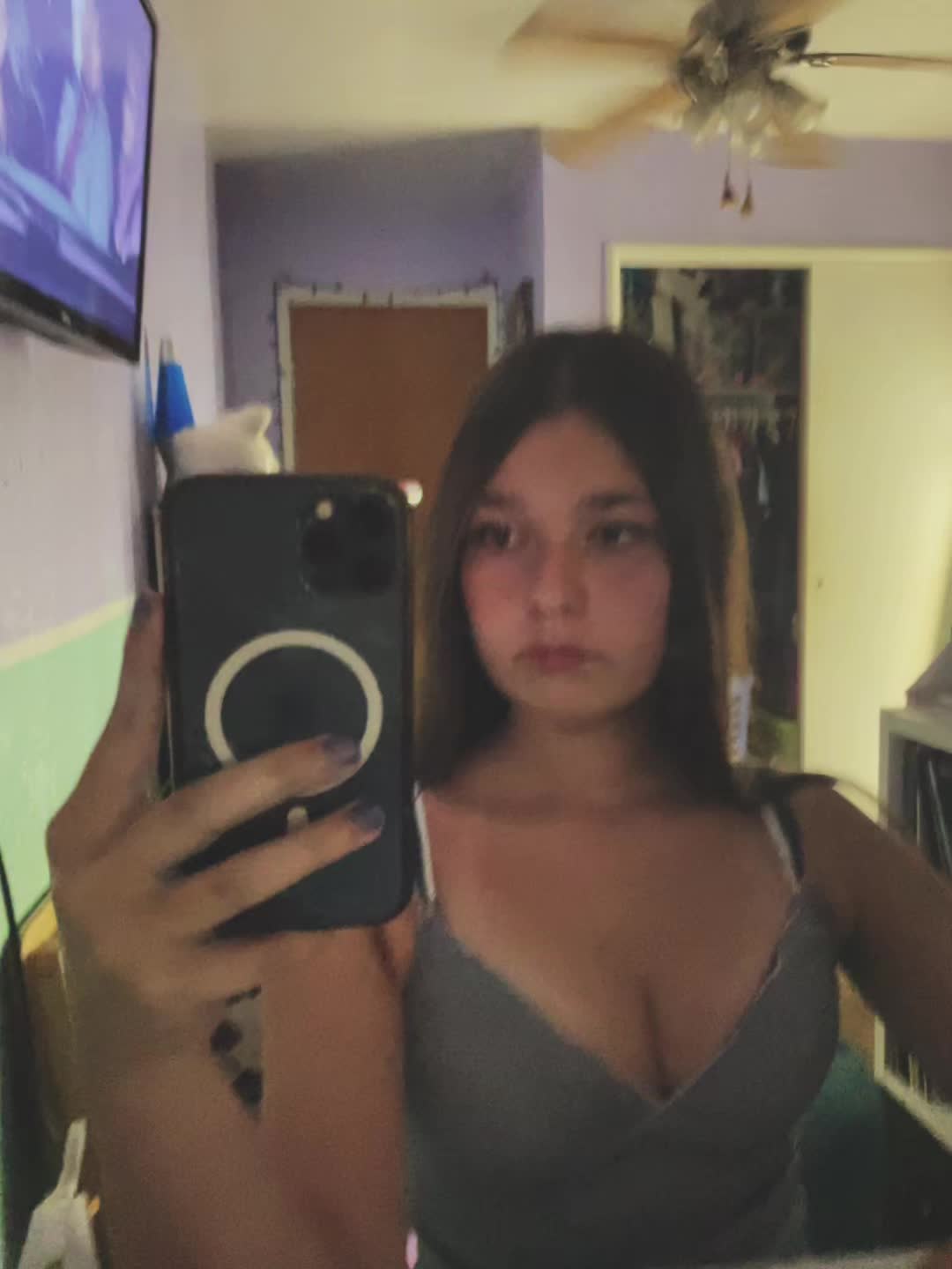 @🦄