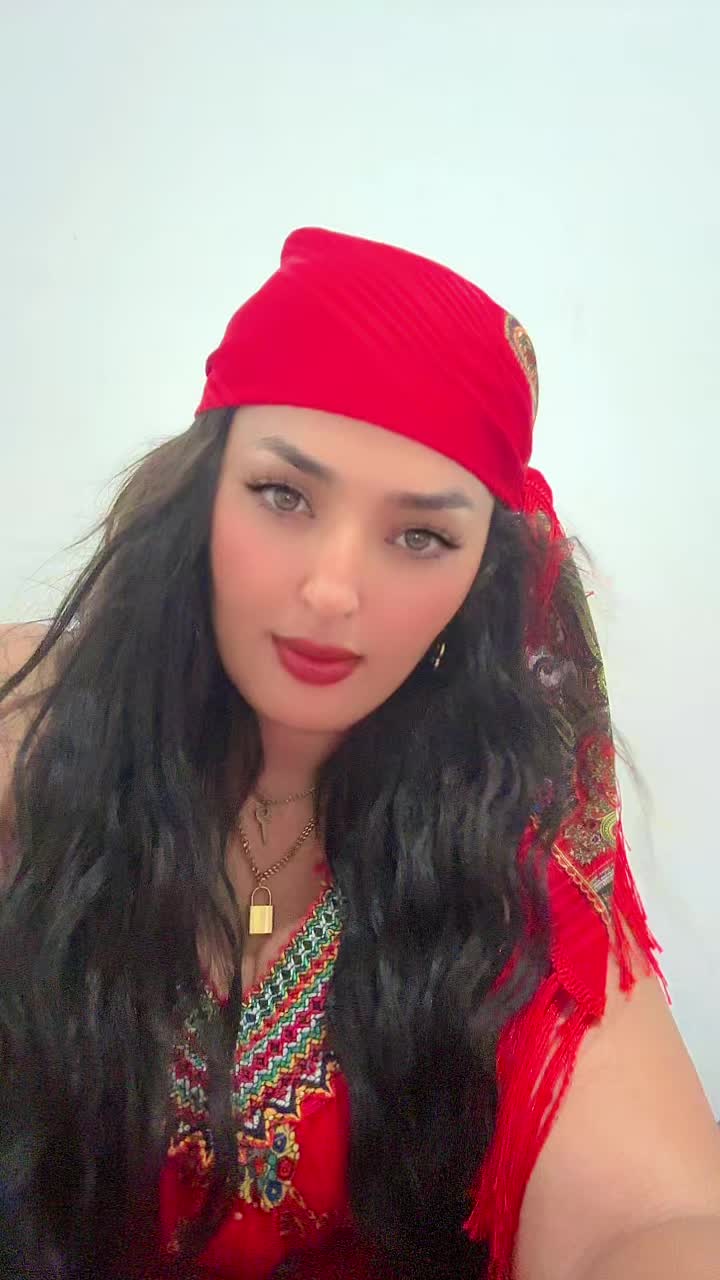 @الزعيمة 🤫👊🏾☠️