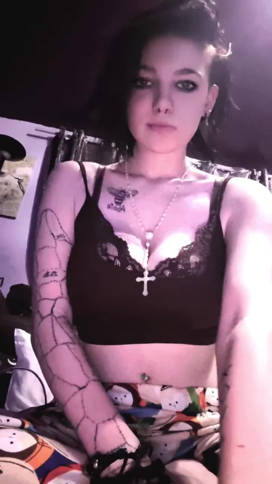 @youfoundthorn171