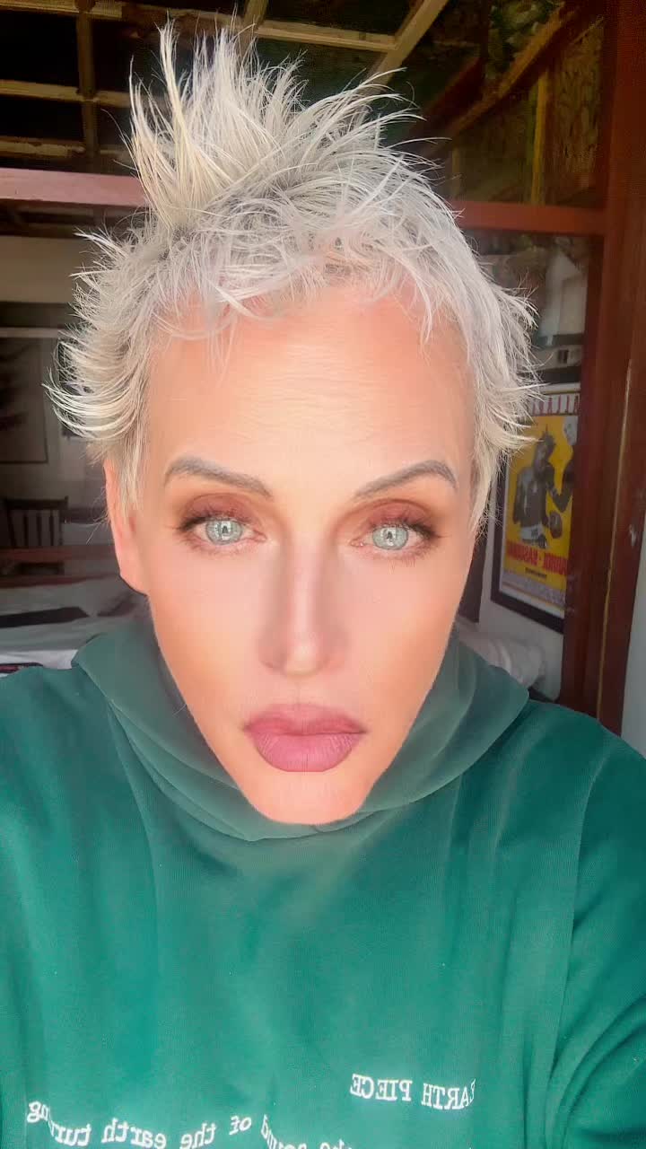 @Lori Petty