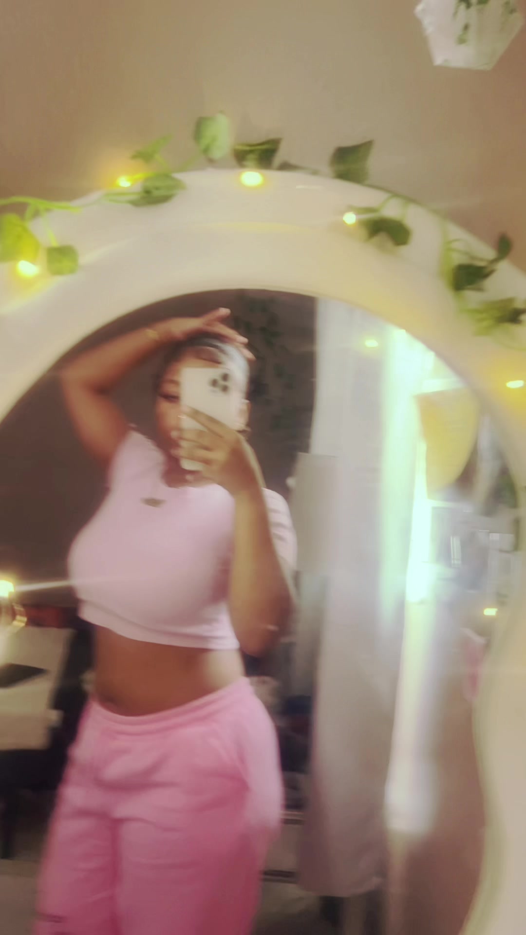@_.femaledurkio