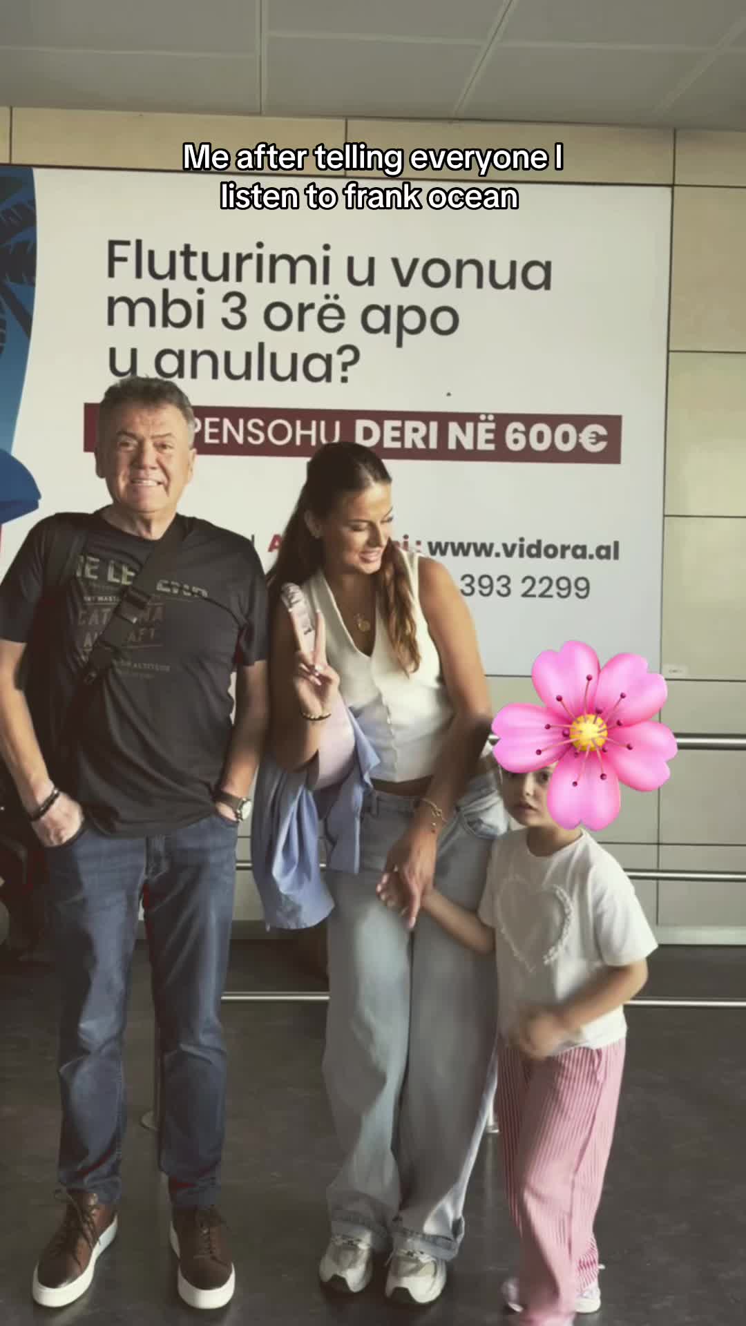 @xoxonita