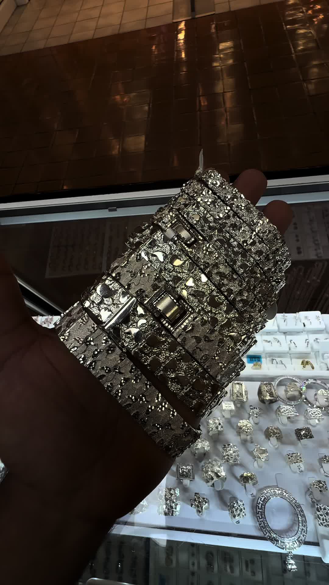 @AliJewelers