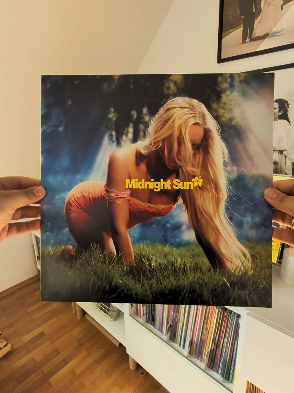 @Chrissy || Vinyl Collector 🎶✨