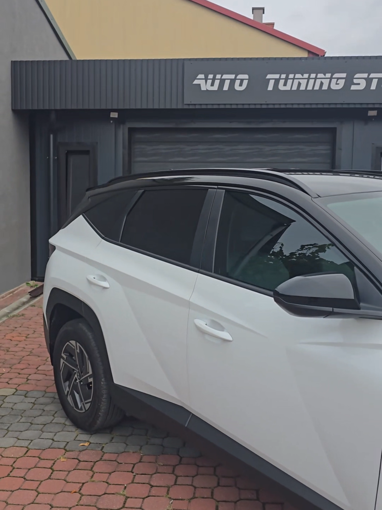 @Auto tuning studio