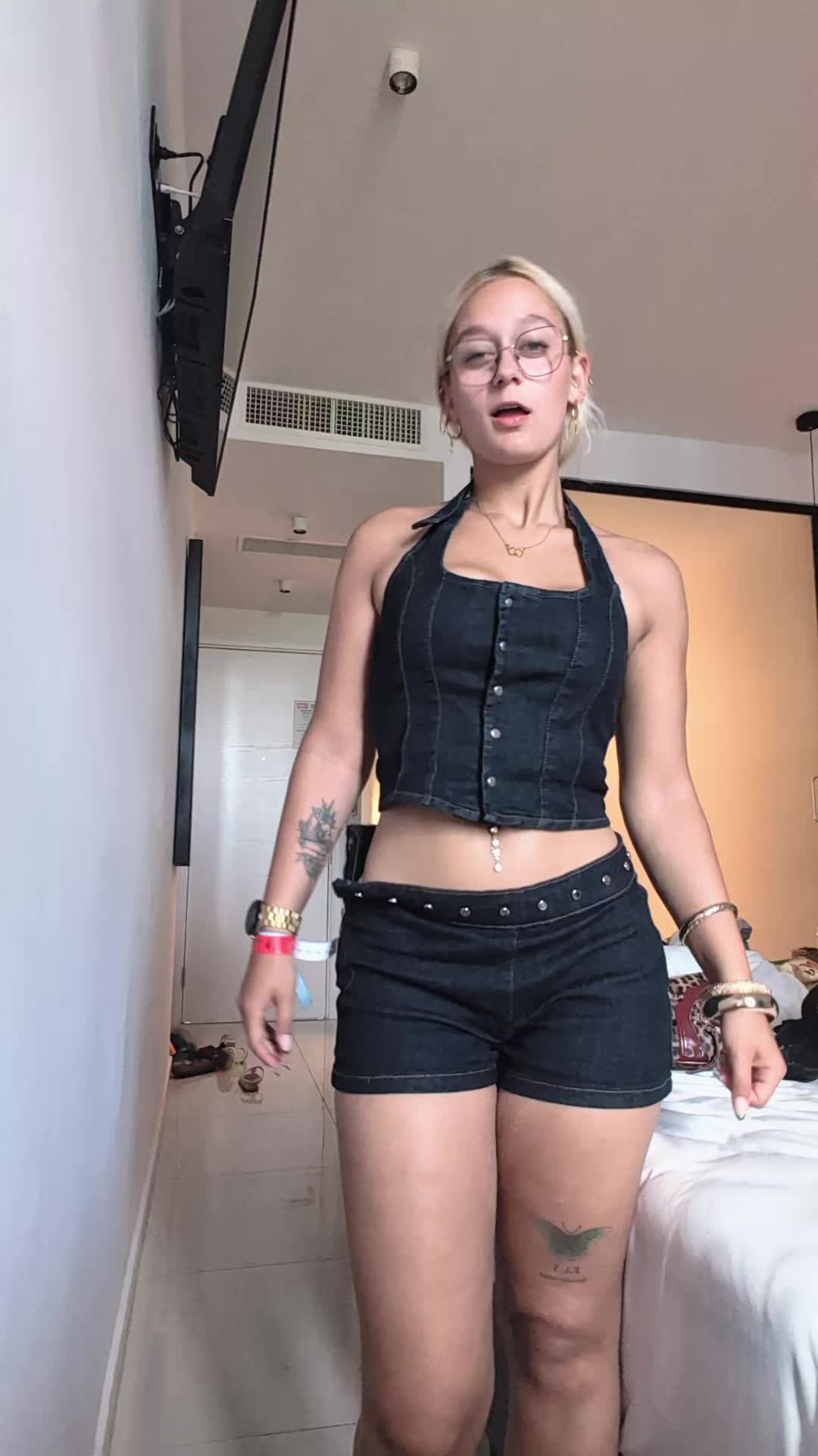 @Kira
