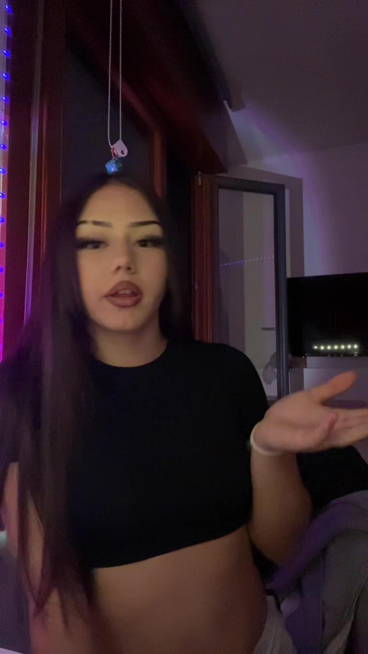 @👻