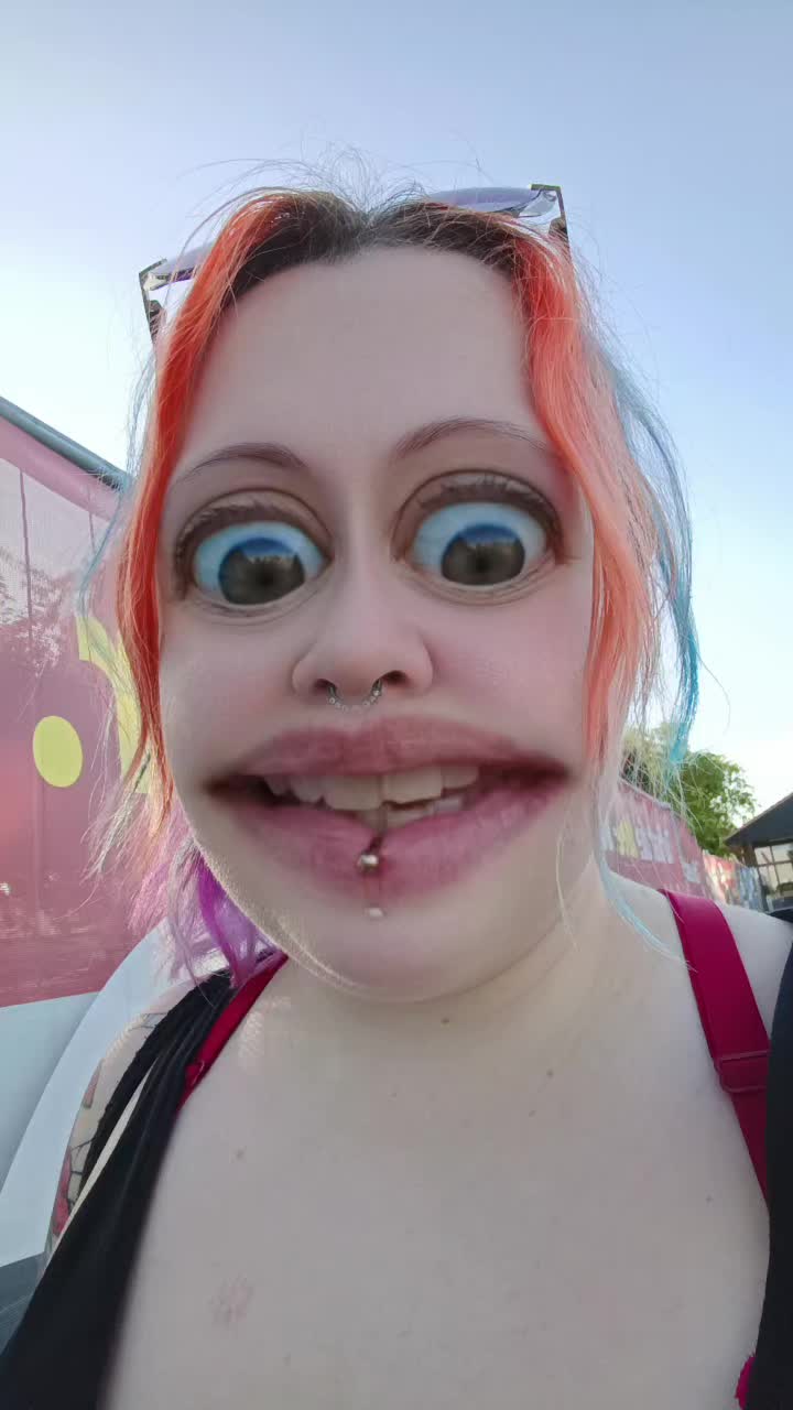 @Rainbowshit13🌺