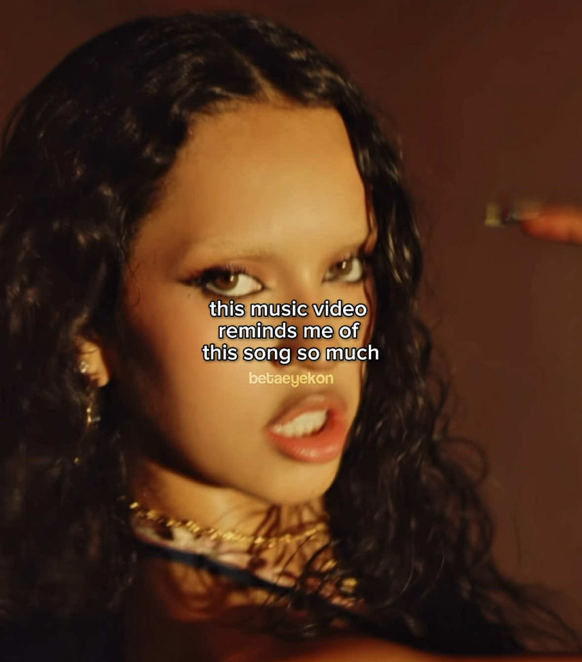@𝜗𝜚 alesha | 🍒🦒 | 𝜗𝜚
