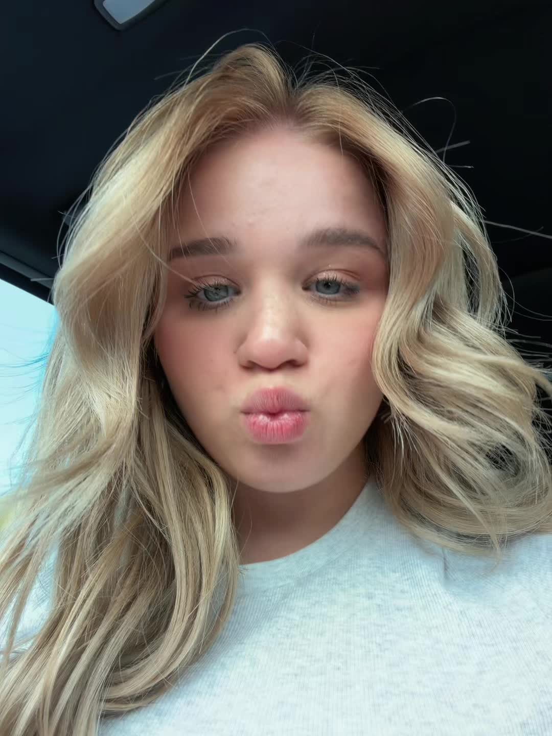 @Aleksandra Shymonyuk