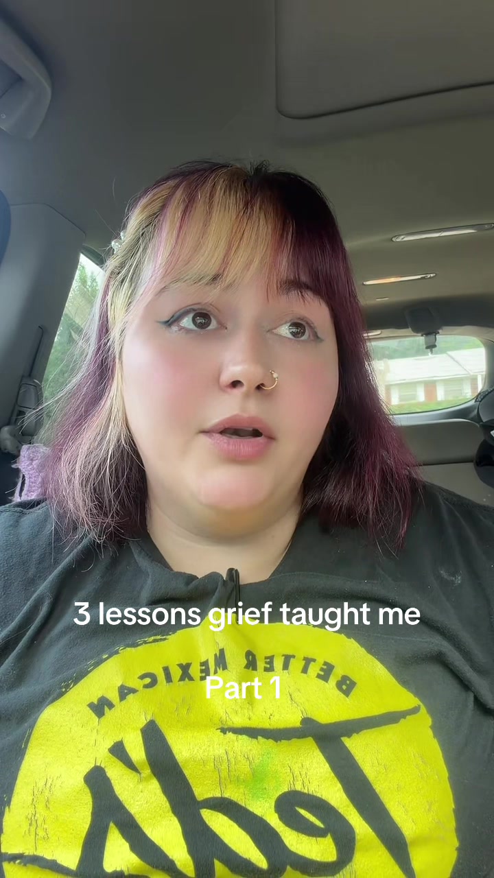 @the_crashout_queen