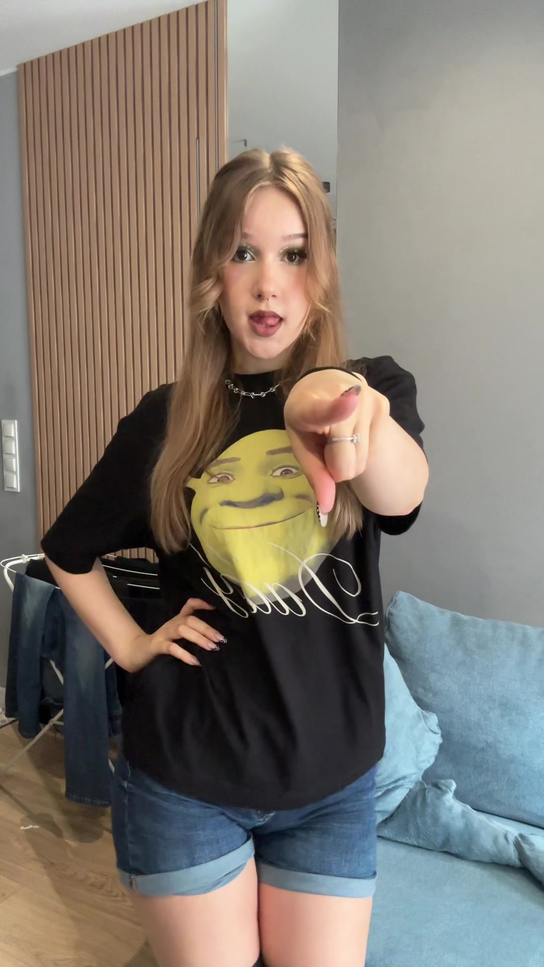 @Liv