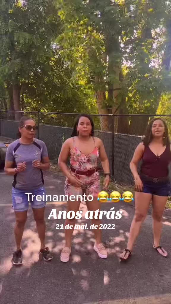 @Andressa 😉😚