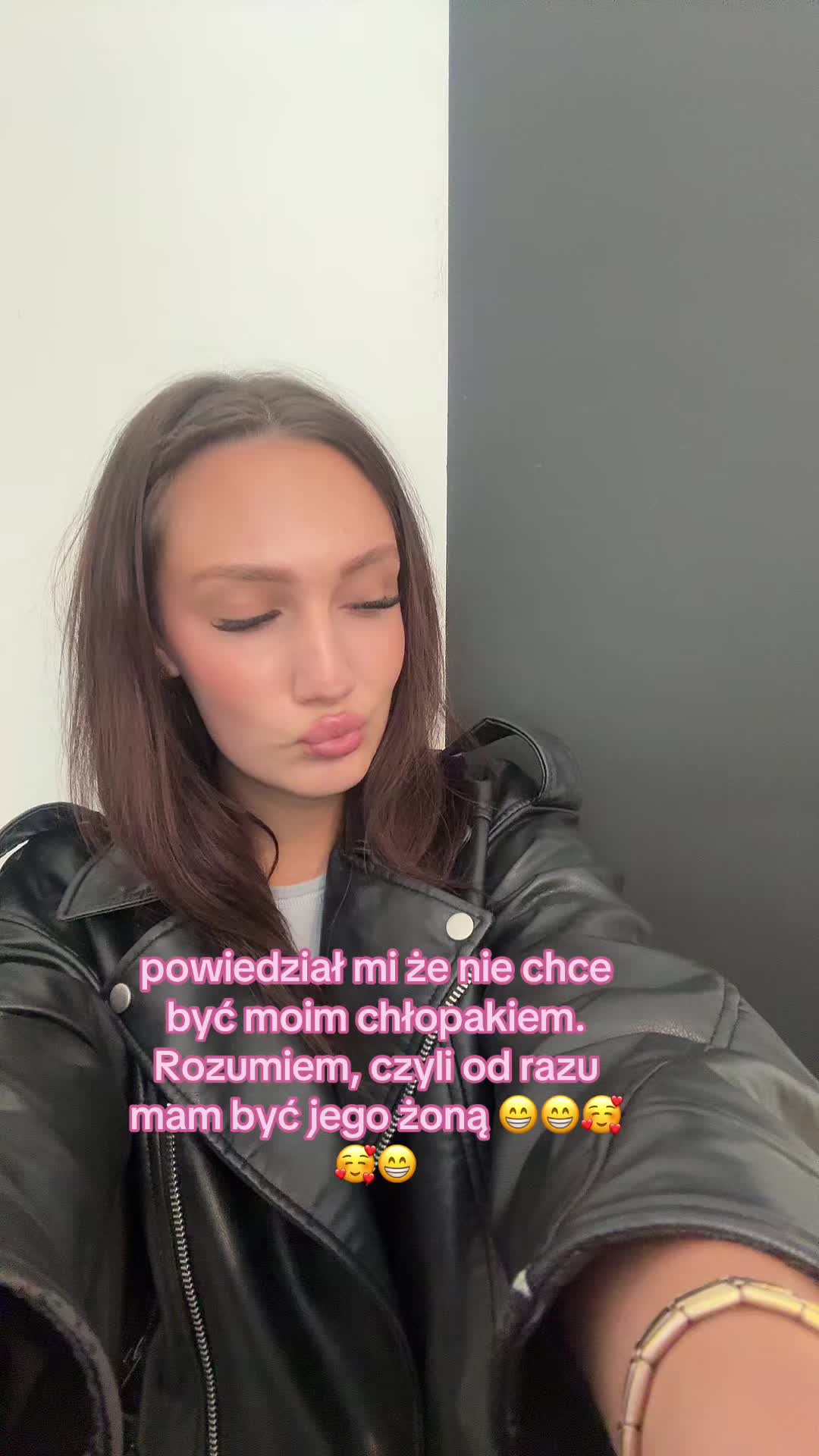 @𝓳🧚🏻&zwj;♀️