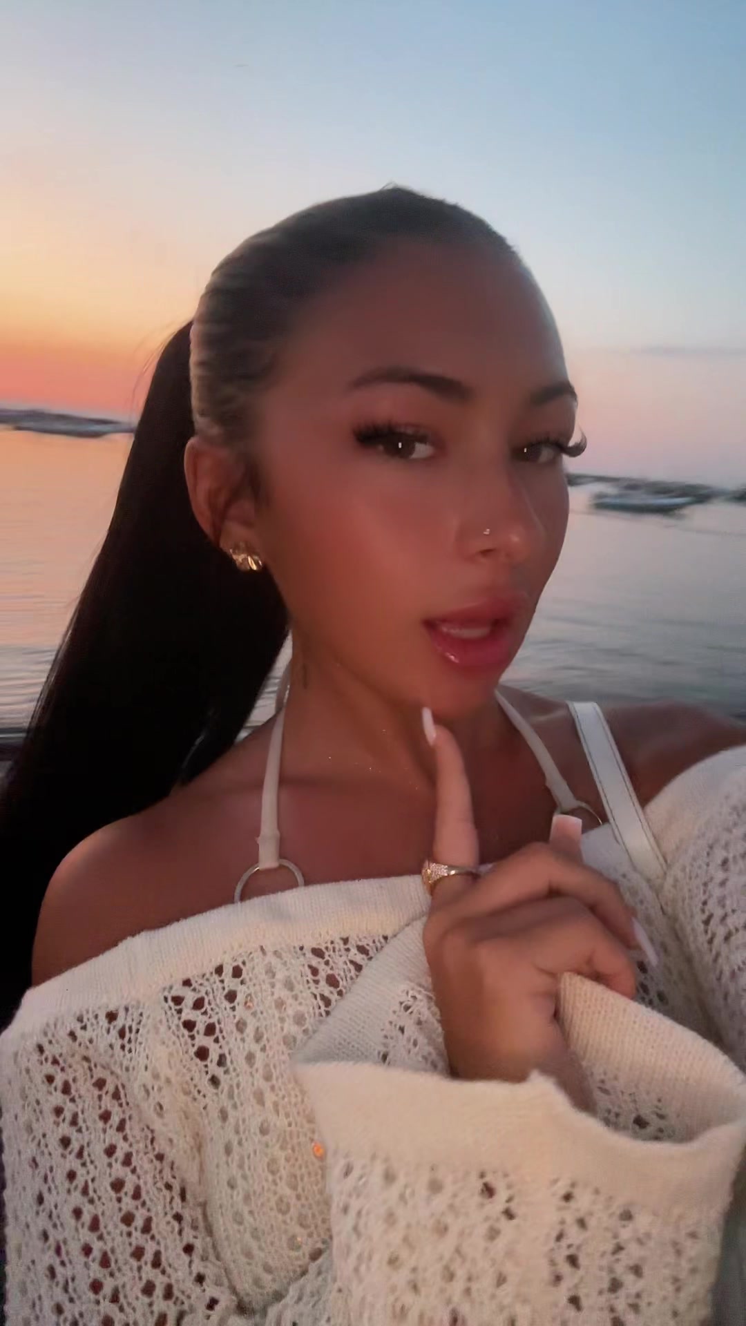 @lindaloriana