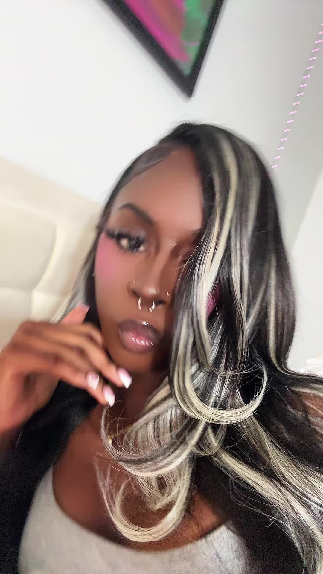 @nellee