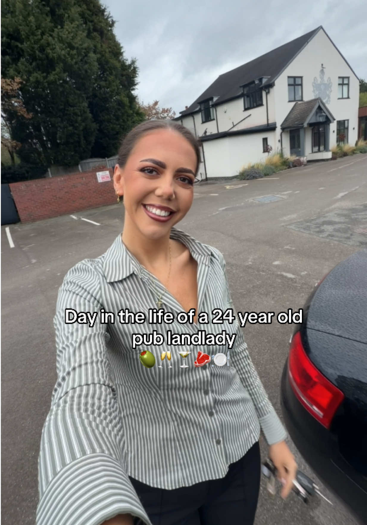 @Kayley Taylor | Pub Landlady🍸
