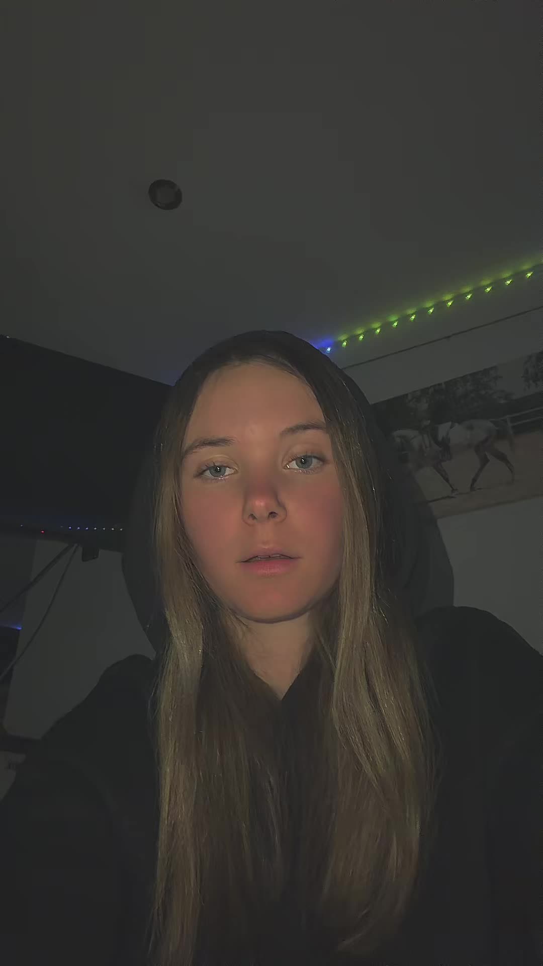 @Lena.pltdr