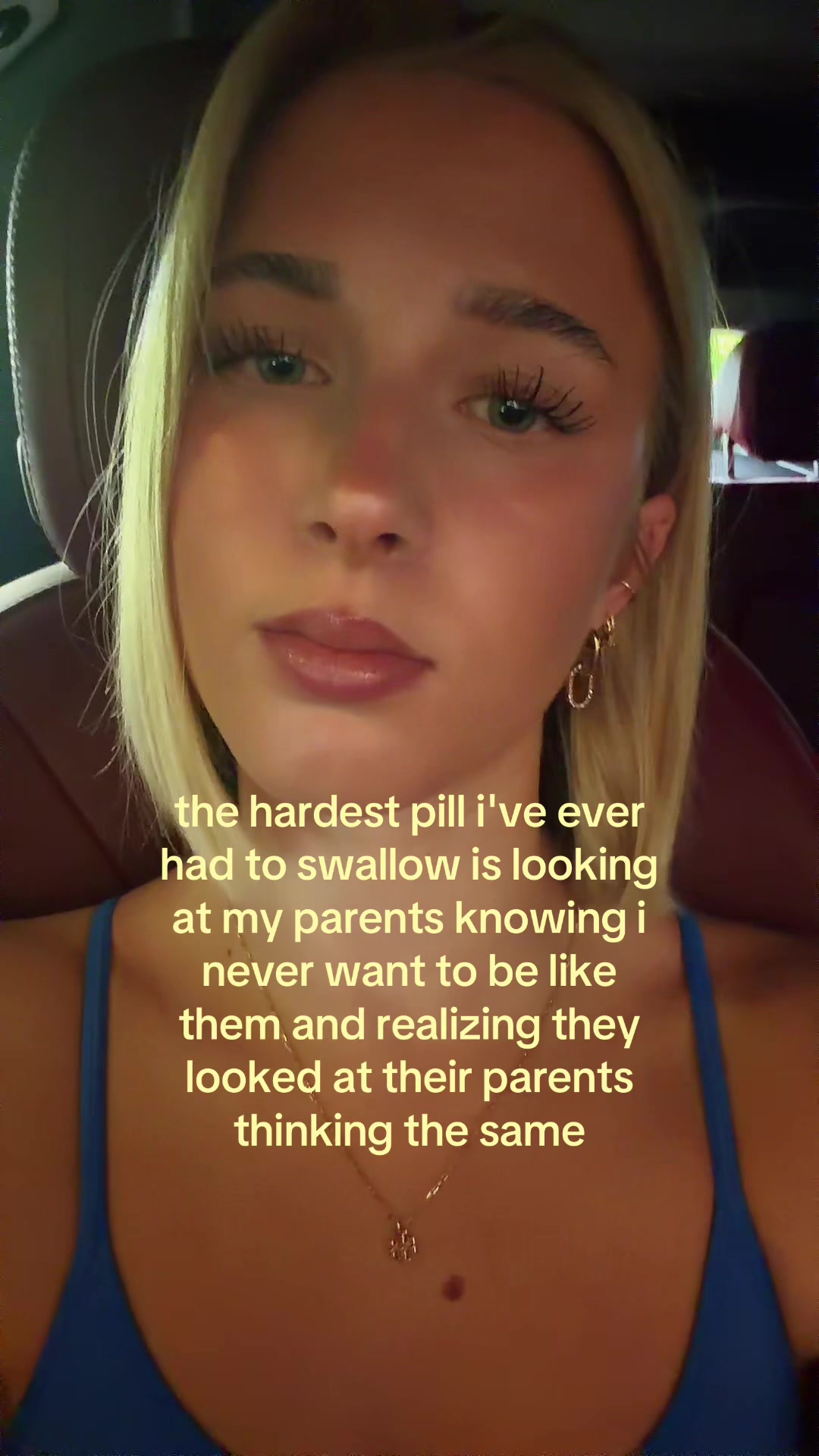 @theelliebarker