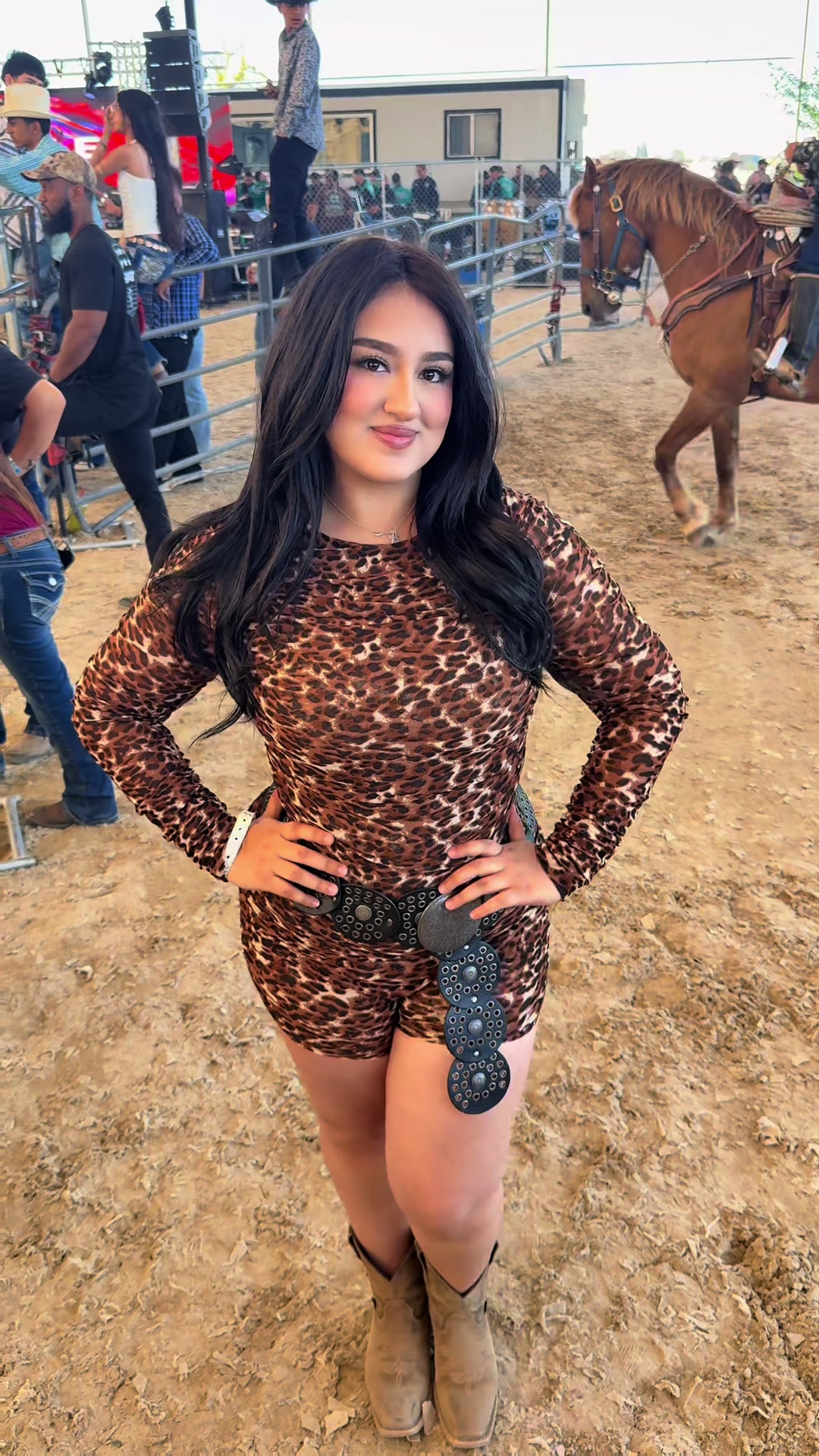 @Yareli Sanchez ✨
