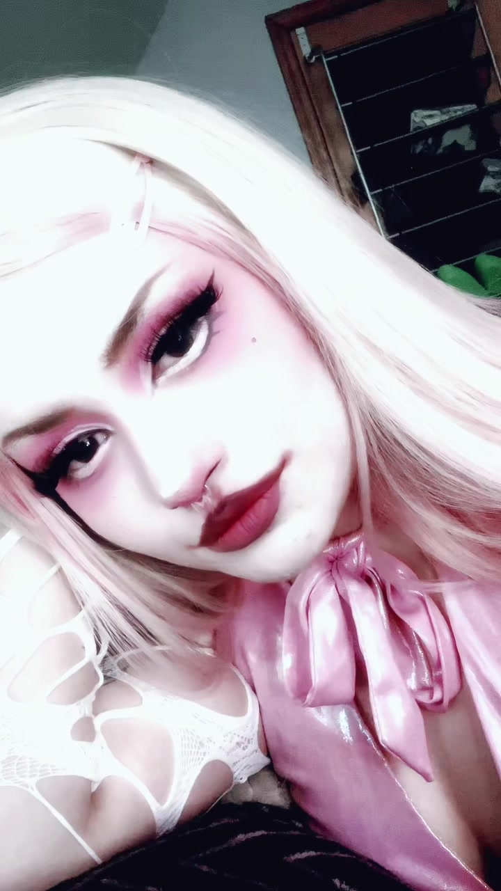 @🕸️Fae Tality🕸️