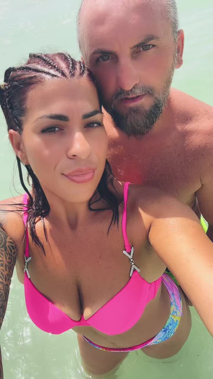 @Angela Correro