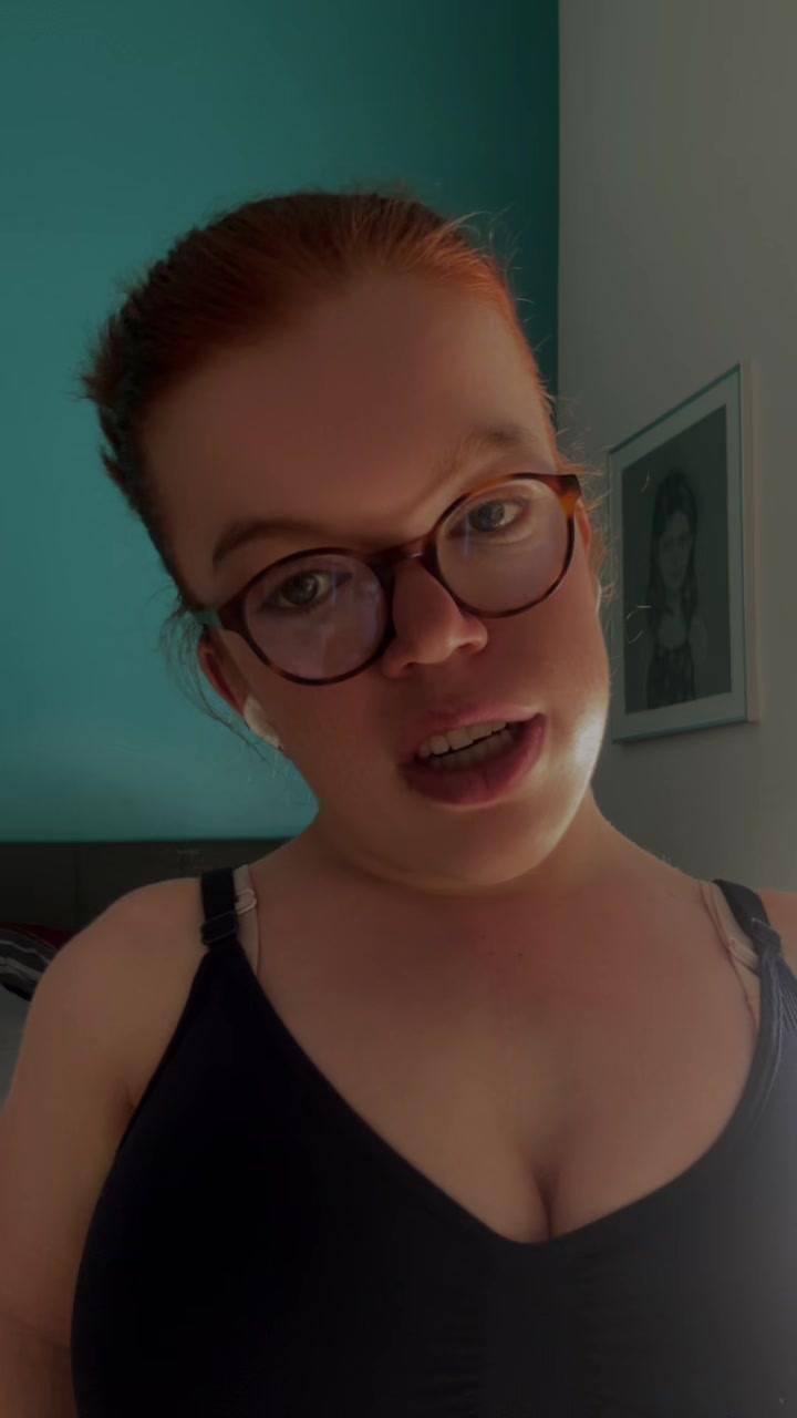@𝒜𝓃𝒶𝒾̈𝓈