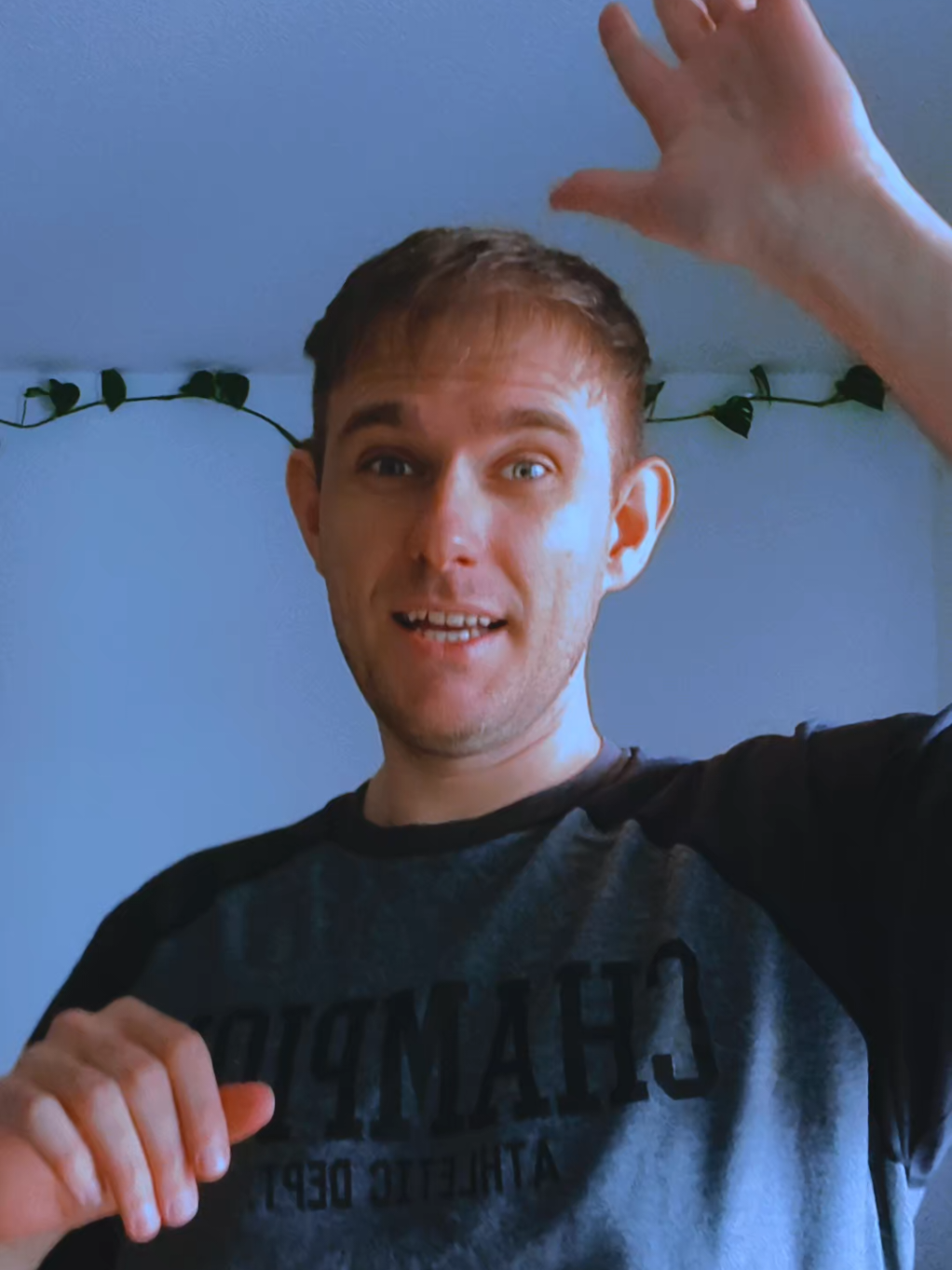 @𝐌𝐨𝐰𝐛𝐢𝐞🔥