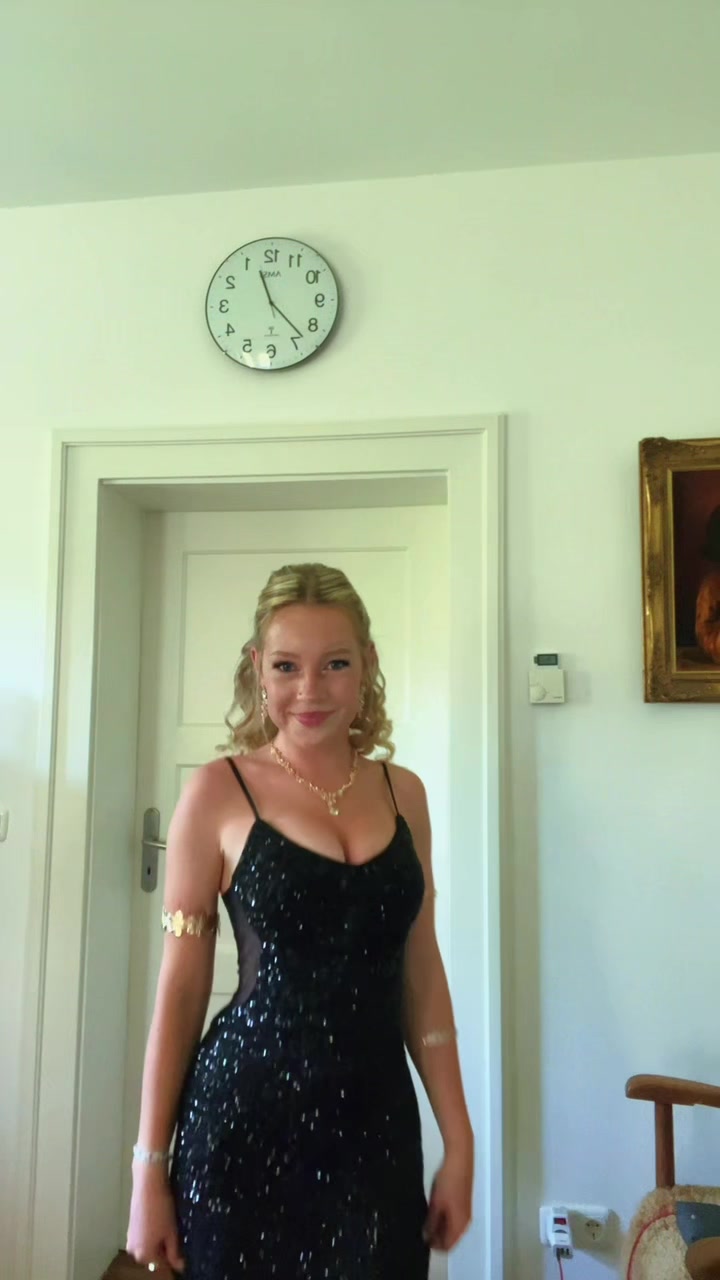 @Lara