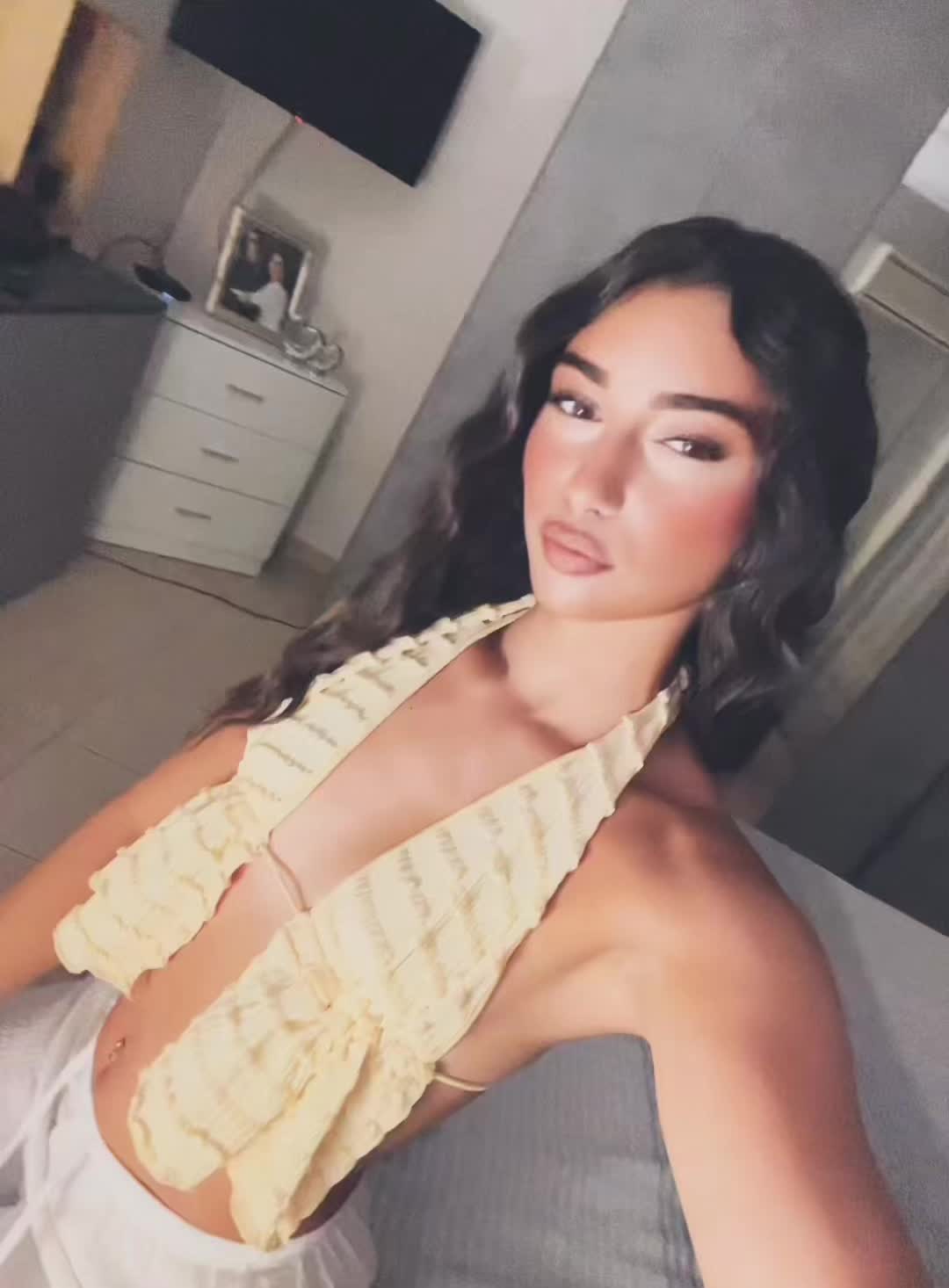 @auroravadalaa