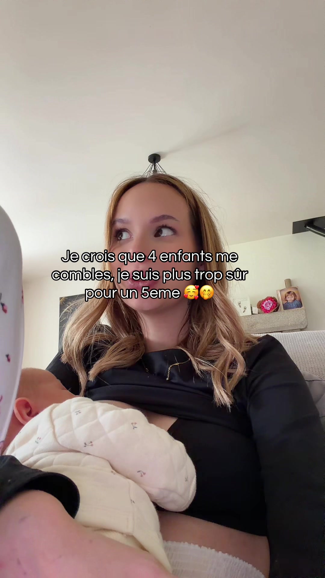 @Unamourtriple | Mom x4