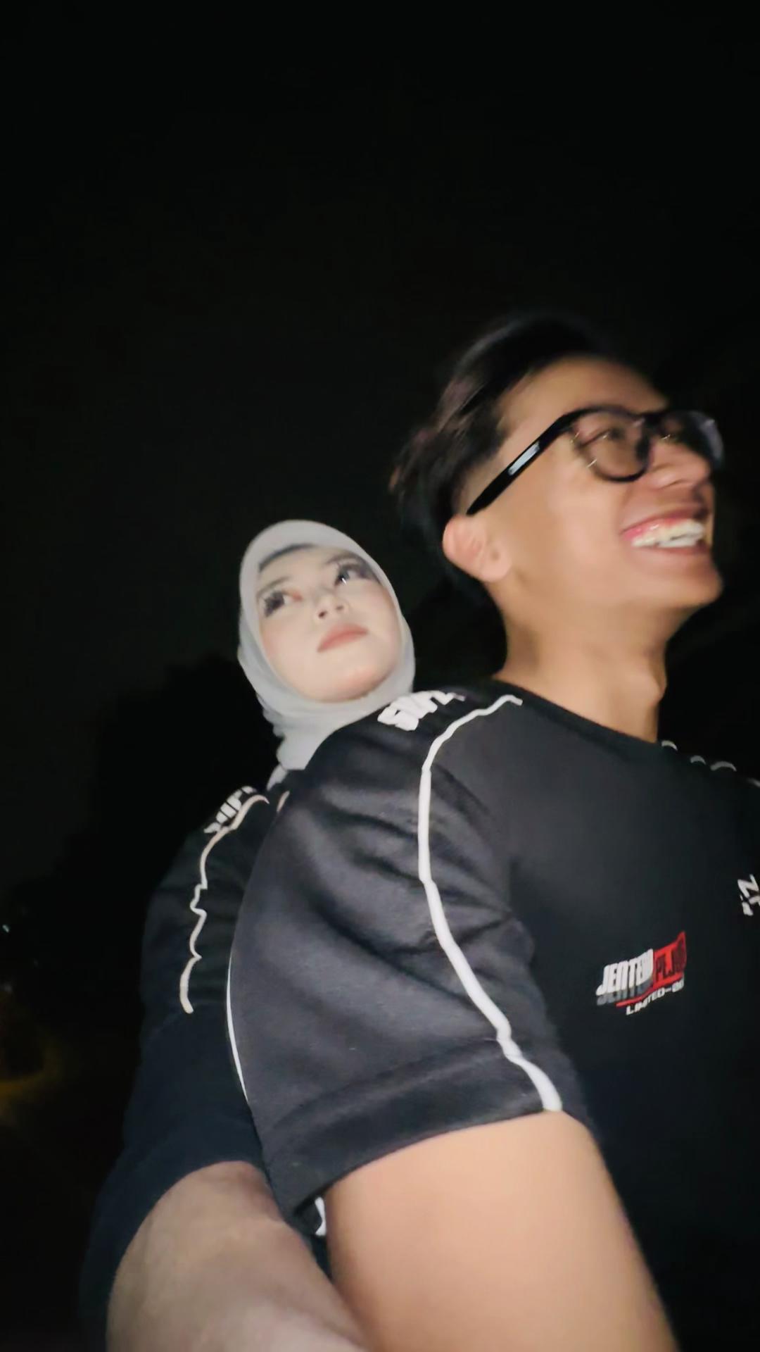 @M