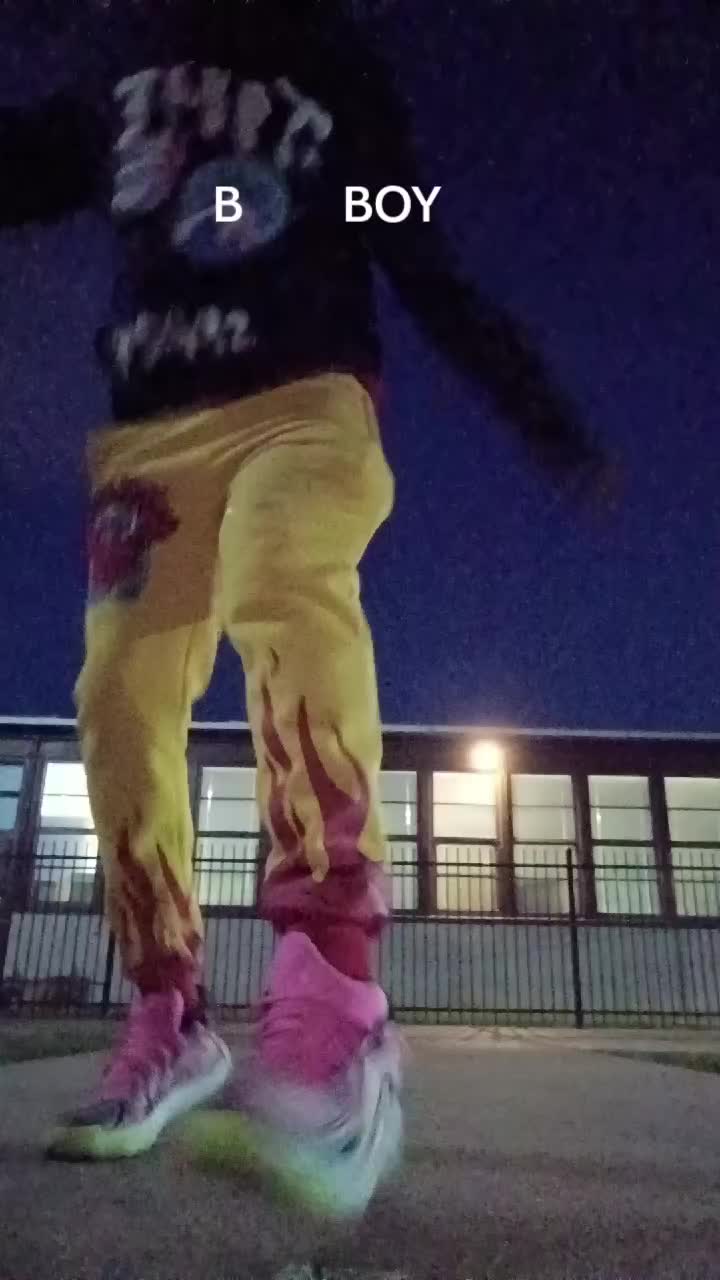 @B    BOY