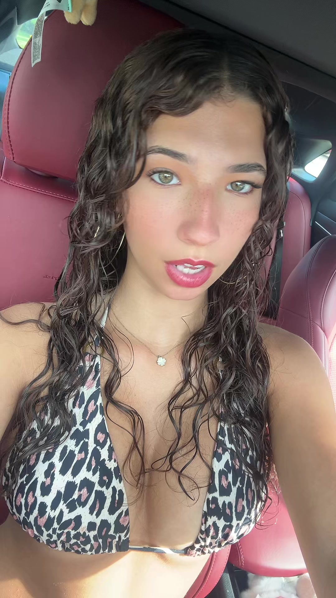 @𝐸𝑚❤︎