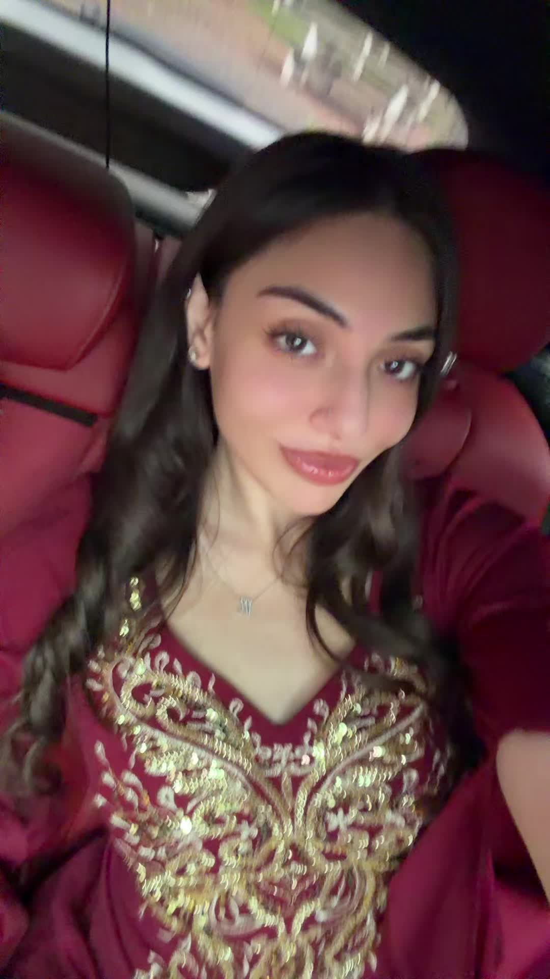 @Ayah🤑