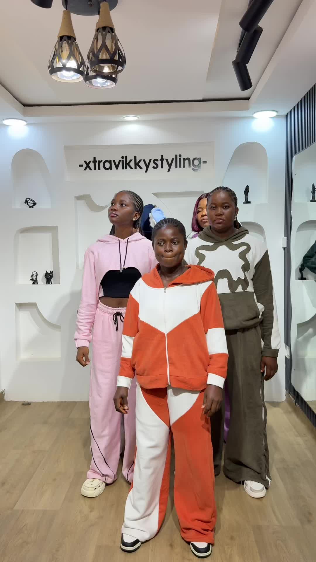 @XTRAVIKKY STYLING