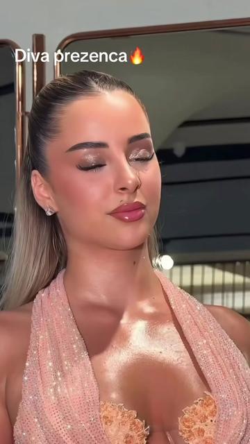 @Elijona Binakaj 🌺