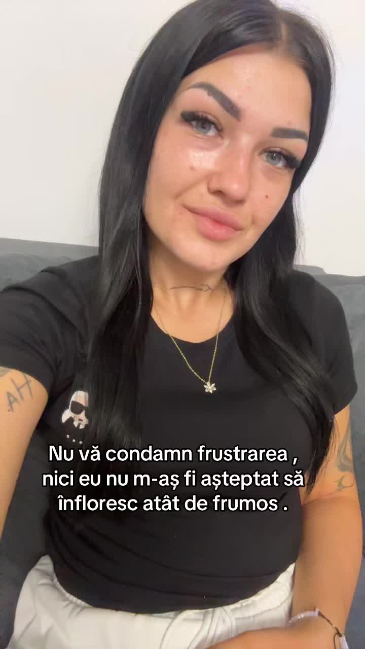 @Elena🧸