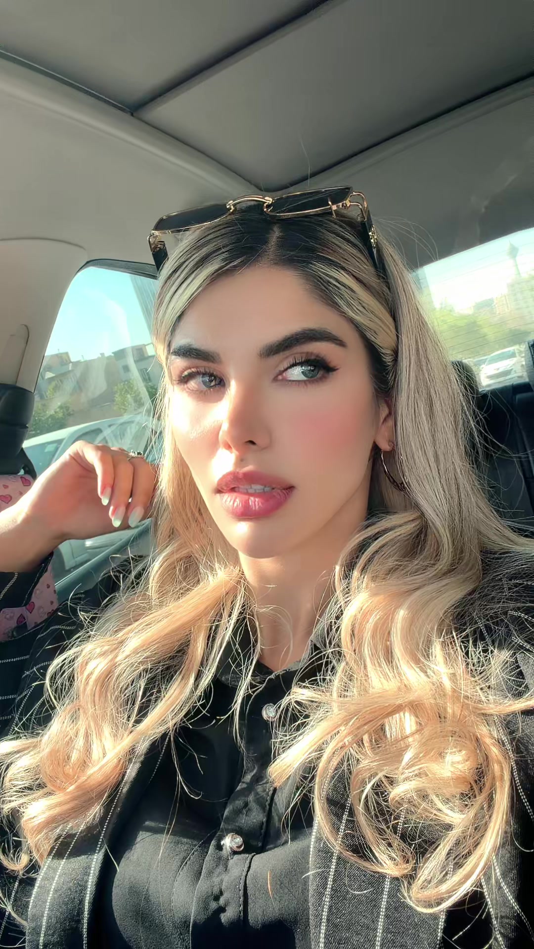 @Niloofar
