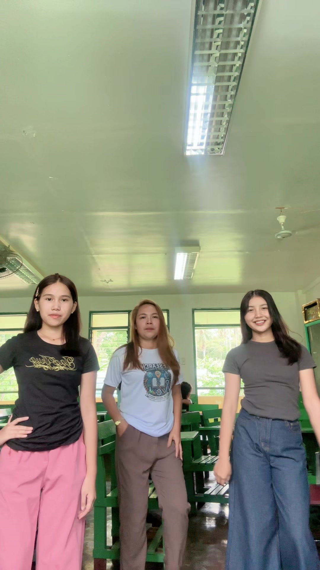@𝑀𝒾𝓈𝓈 𝑅𝑜𝒸𝒽 👩&zwj;🏫🇵🇭