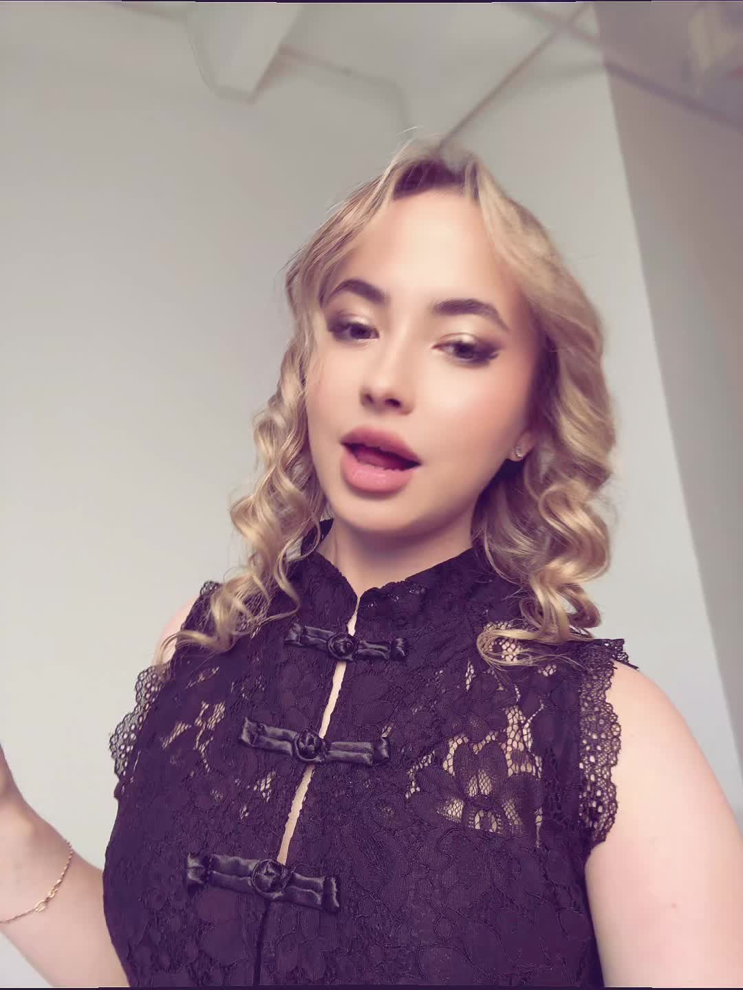 @М🫦