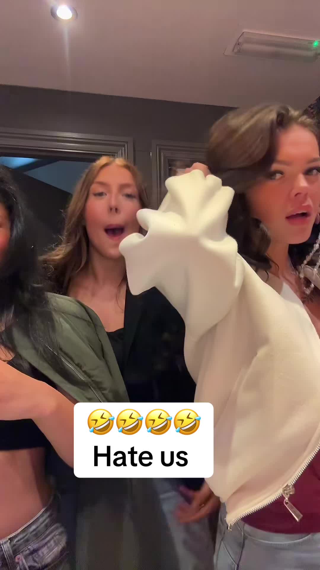 @notmia💖