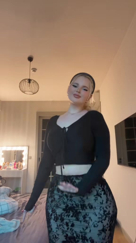 @Nadja