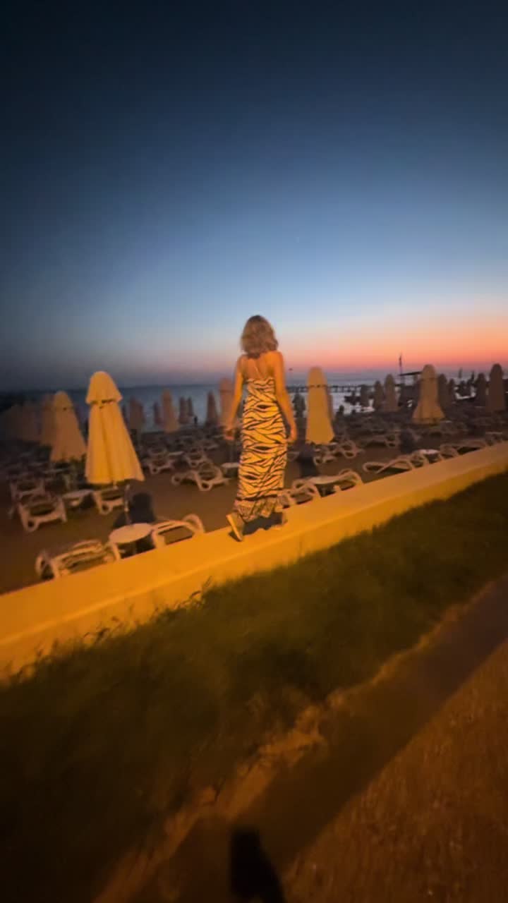 @JULIA 8883
