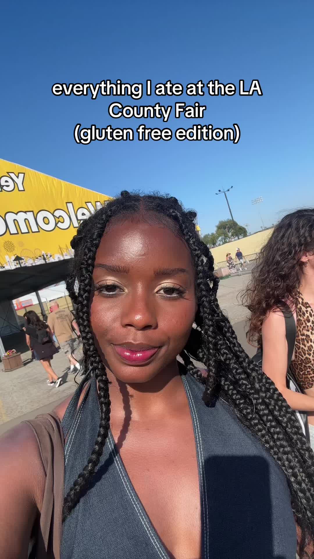 @Dakota Simone Eats