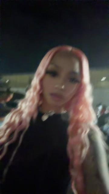 @Nikki 💗