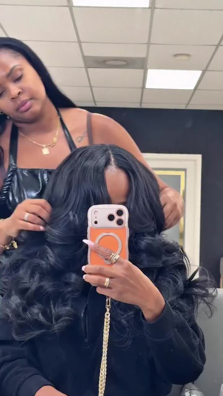@Kira | Amazon Fashion Finds