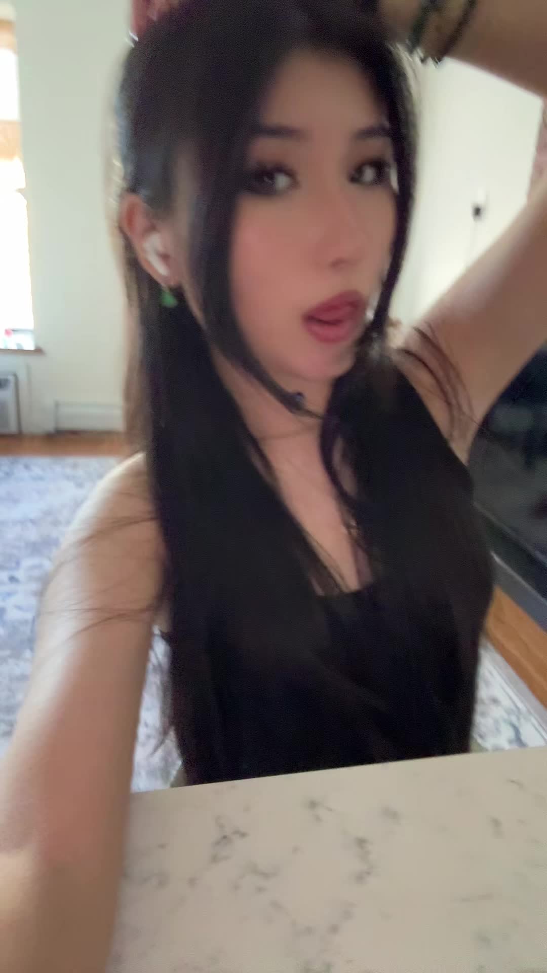 @minëk