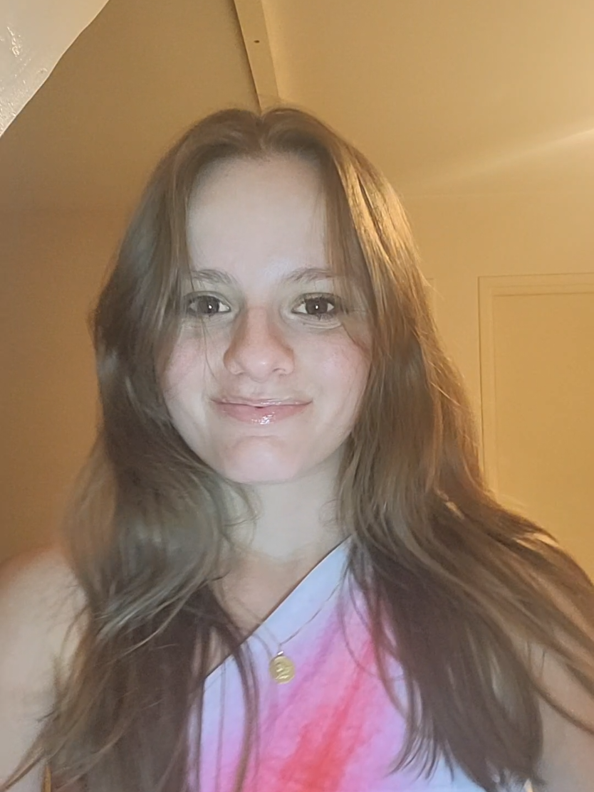 @Chlo ✨️